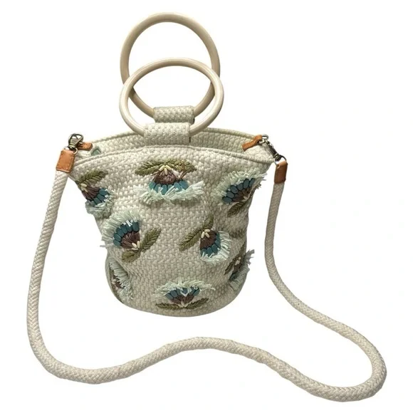 Lucky Brand Raffia Flower Crossbody Bag Natural Wood Handles Boho - Picture 3 of 16